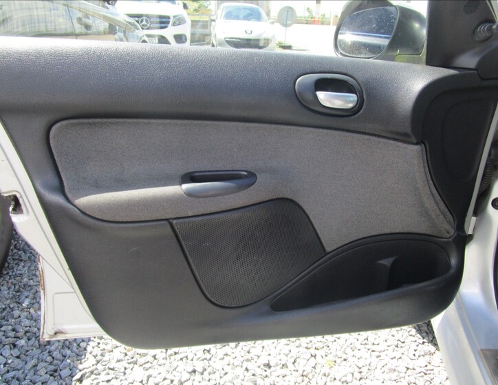 Peugeot 206 14