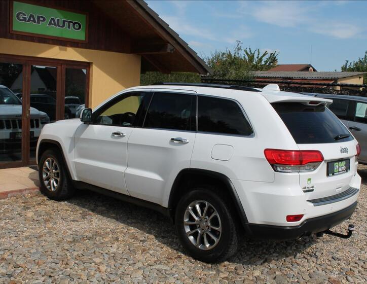 Jeep Grand Cherokee 4