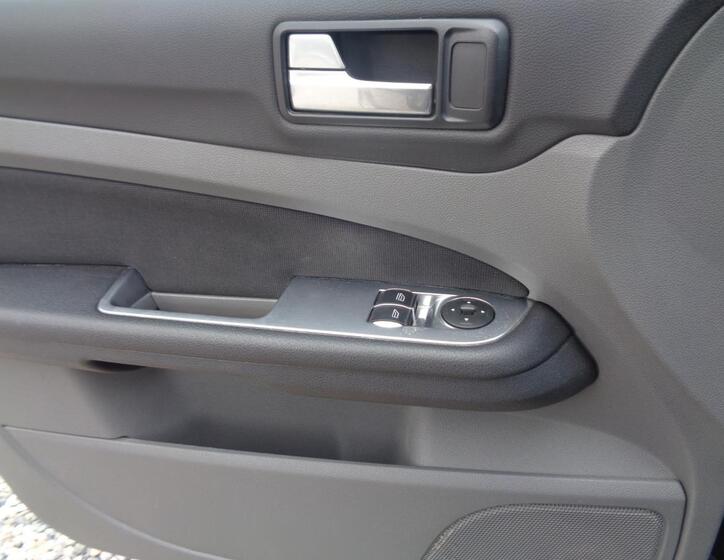 Ford Focus 14