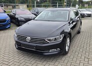Volkswagen Passat 1