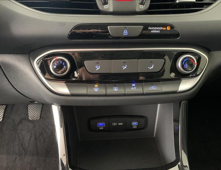 Hyundai i30 34