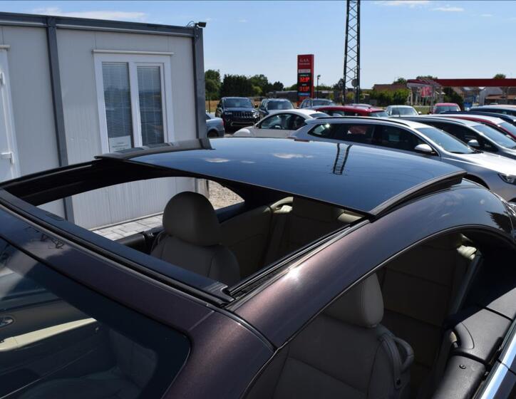 Volkswagen EOS 18