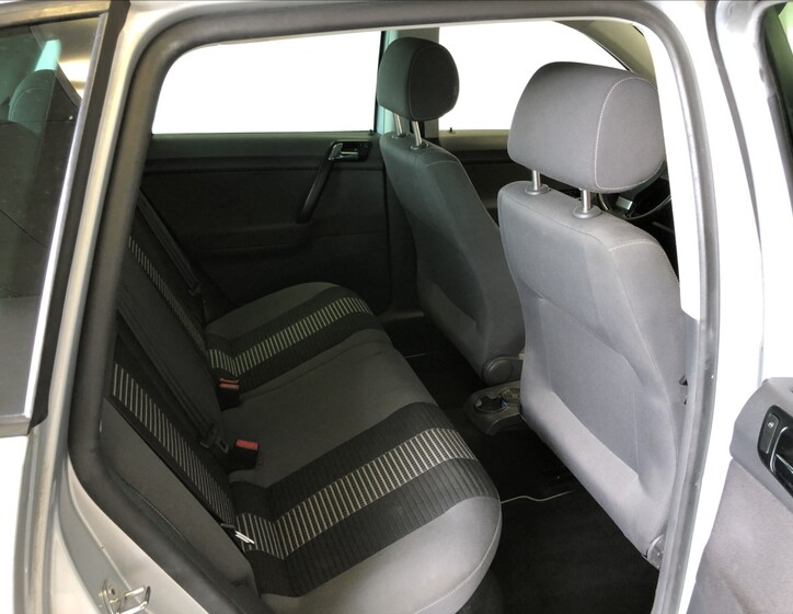 Volkswagen Polo 11