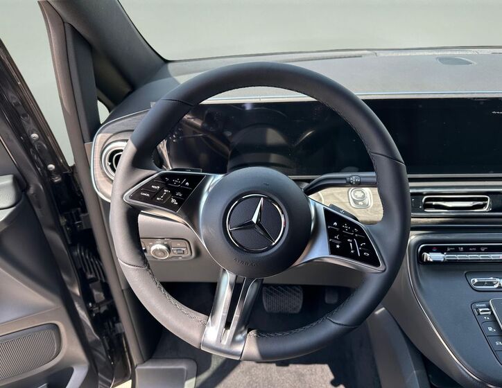 Mercedes-Benz Třídy V 12