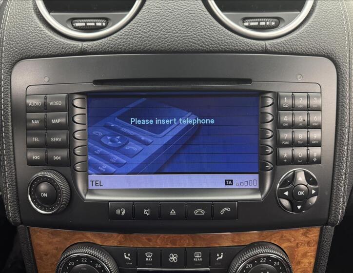Mercedes-Benz GL 16