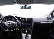 Volkswagen Golf 27