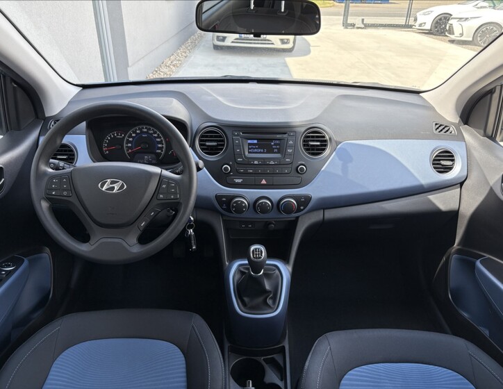 Hyundai i10 9