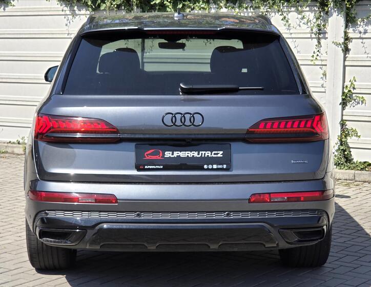 Audi Q7 5