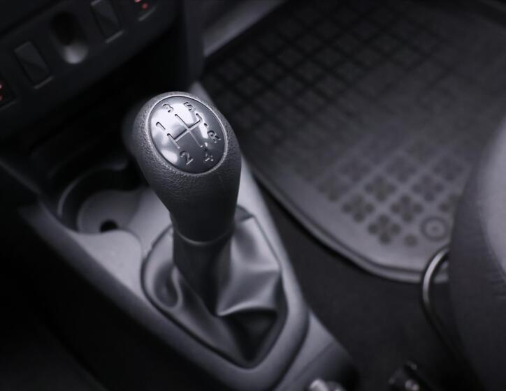 Dacia Sandero 21