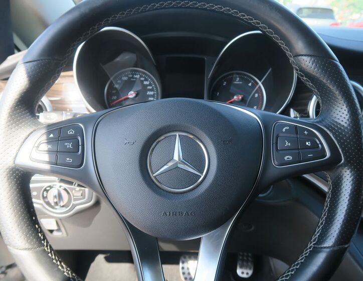 Mercedes-Benz Třídy V 24