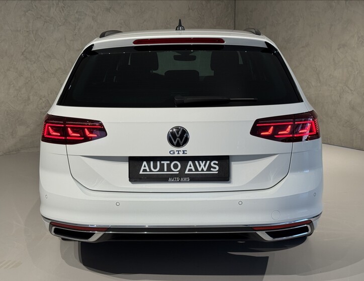 Volkswagen Passat 10