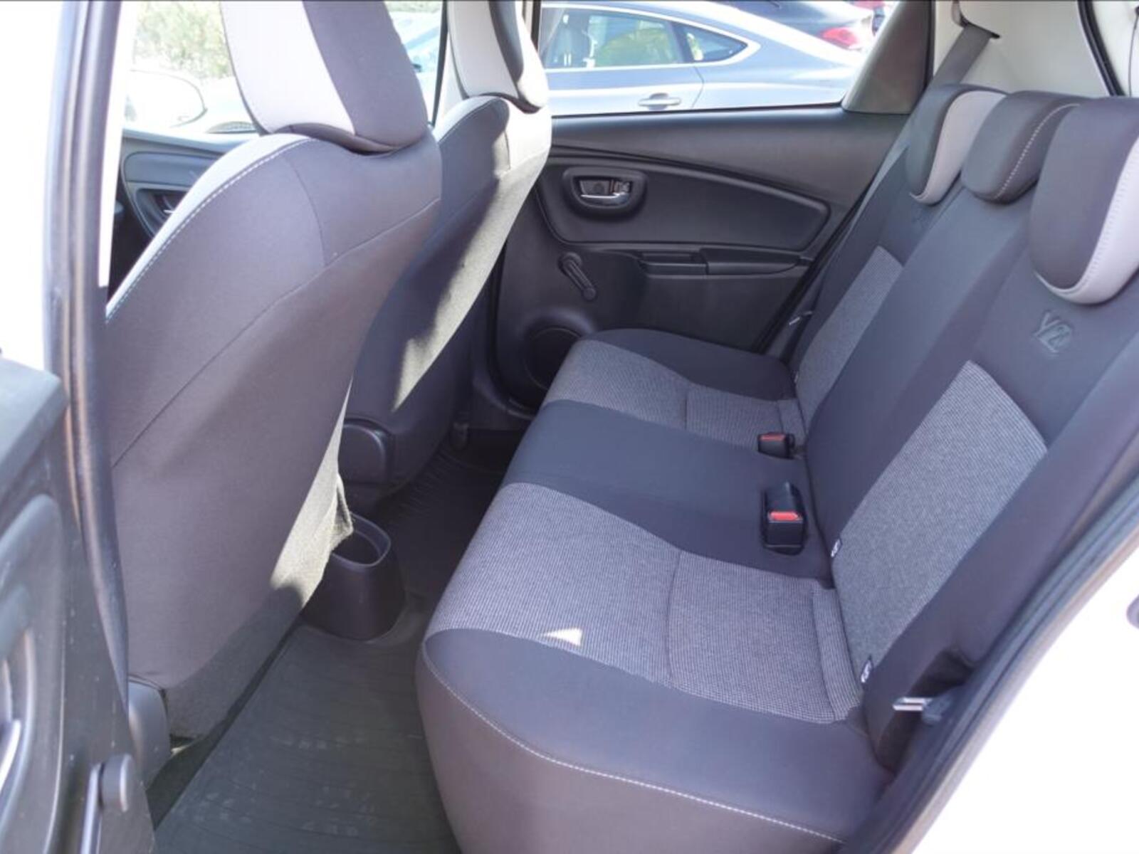 Toyota Yaris 11