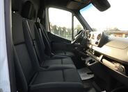 Mercedes-Benz Sprinter 13