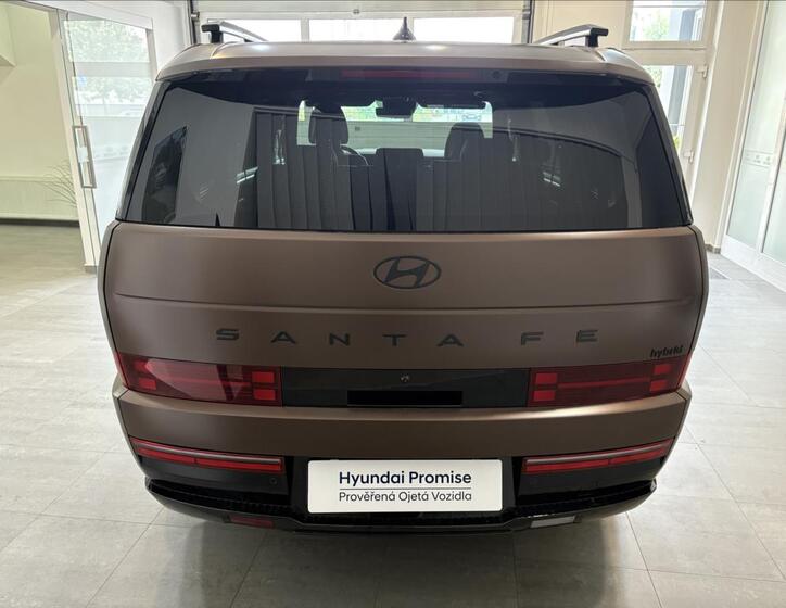 Hyundai Santa Fe 4