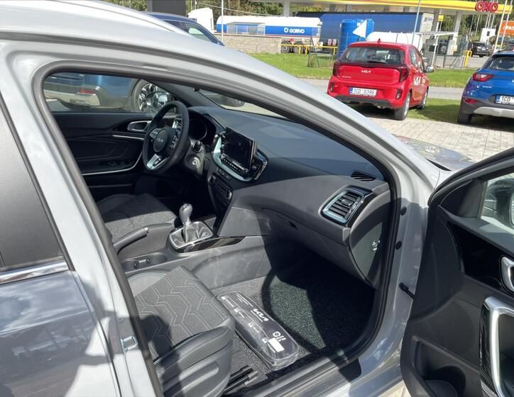 KIA Ceed 13