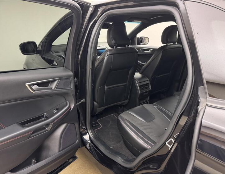 Ford Edge 45