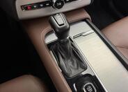 Volvo XC90 28