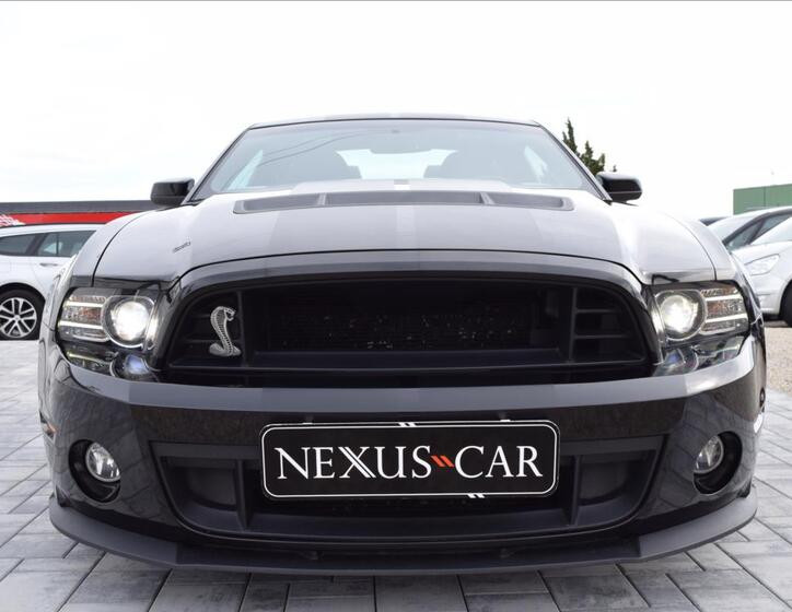 Ford Mustang 2