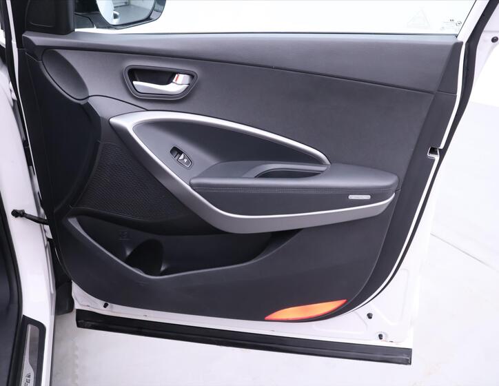 Hyundai Santa Fe 13