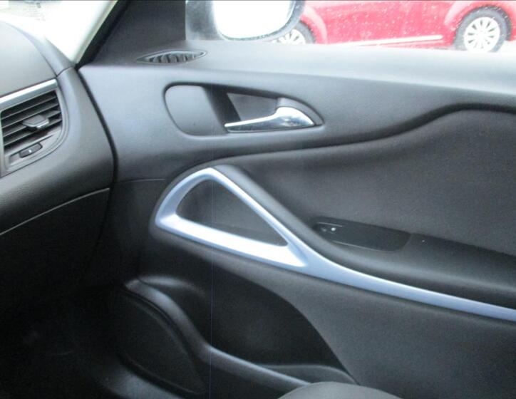 Opel Zafira 30