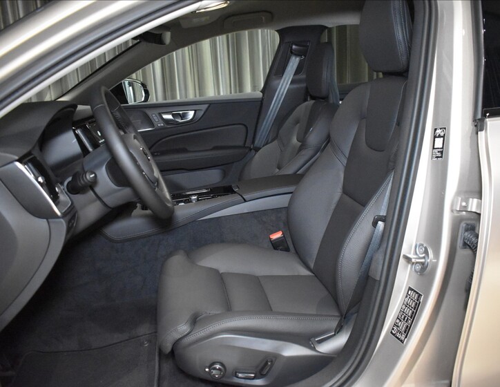 Volvo V60 15