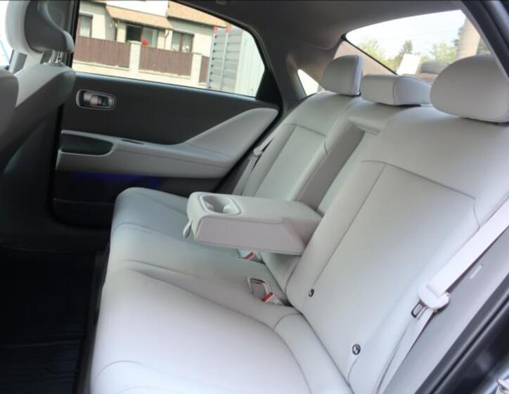 Hyundai Ioniq 6 13