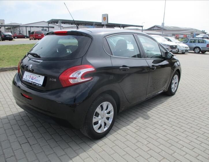 Peugeot 208 35