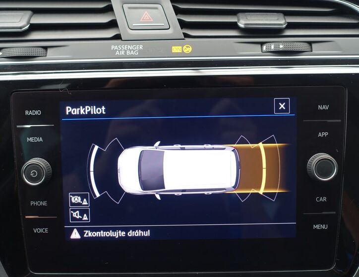 Volkswagen Touran 13