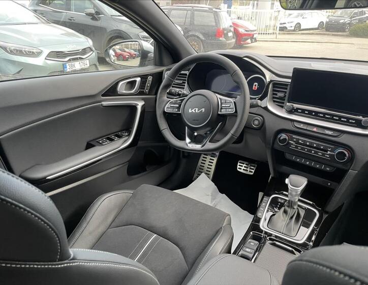 KIA ProCeed 10