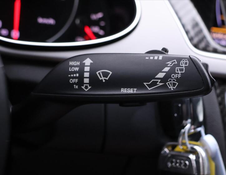 Audi A4 24