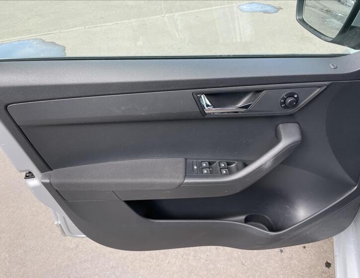Škoda Fabia 16