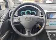 Toyota Corolla Verso 19