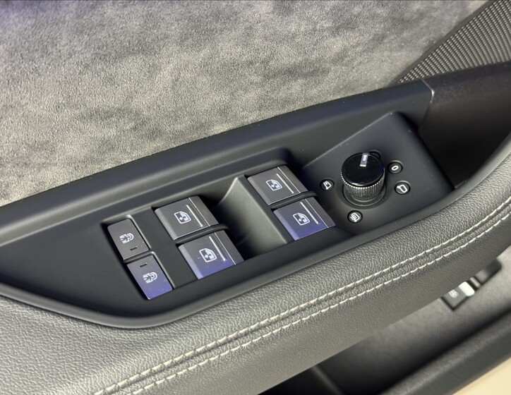 Audi e-tron 23