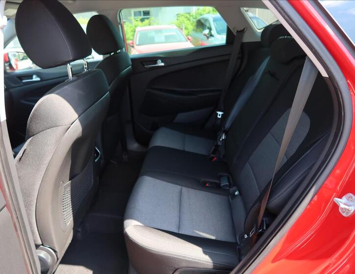 Hyundai Tucson 18