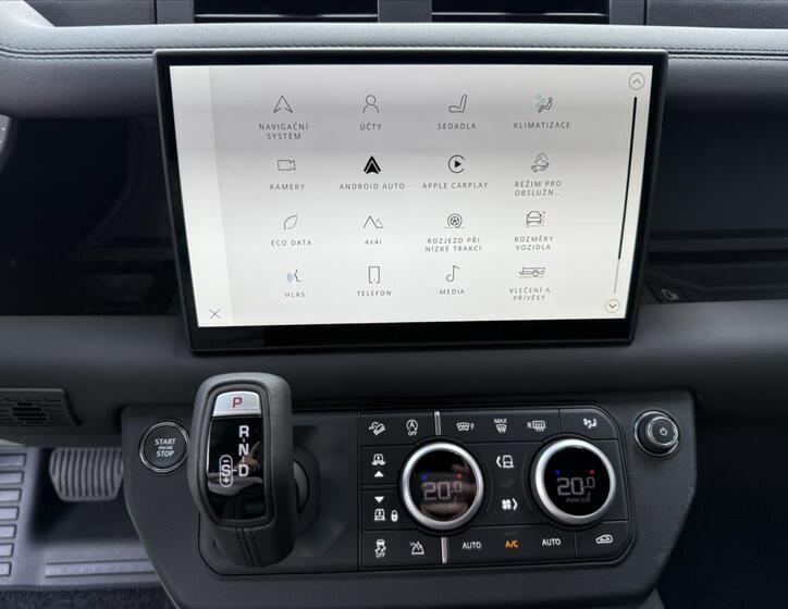 Land Rover Defender 16