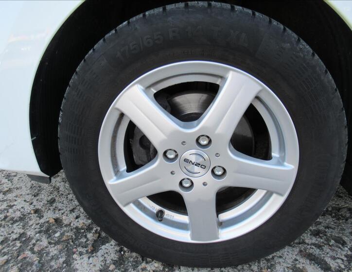 Hyundai i10 22