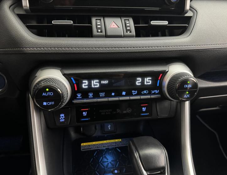 Toyota RAV4 23