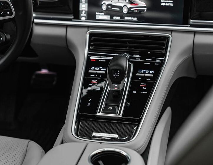 Porsche Panamera 31