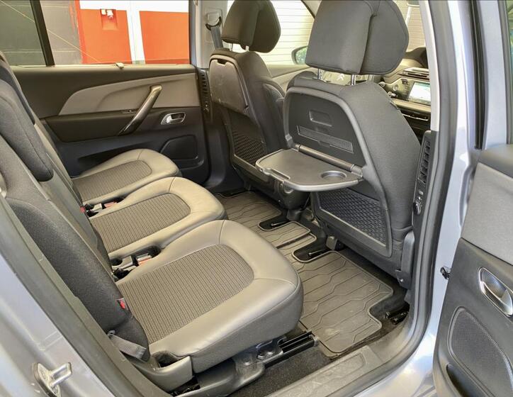 Citroën Grand C4 SpaceTourer 21