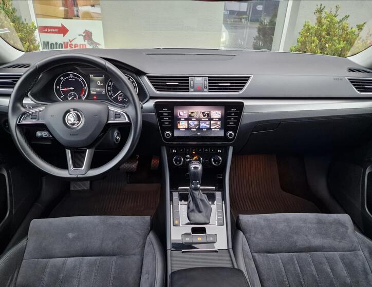 Škoda Superb 24