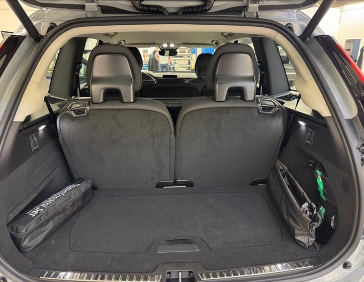 Volvo XC90 12