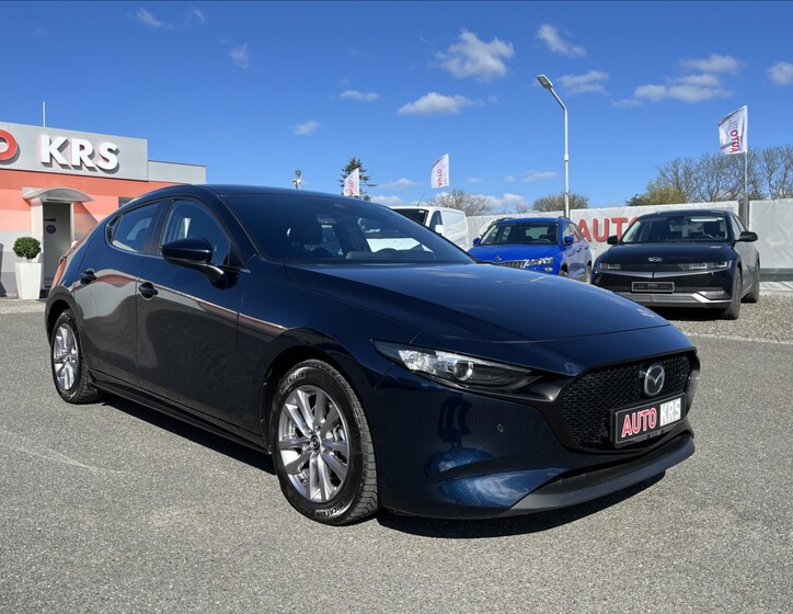 Mazda 3 1