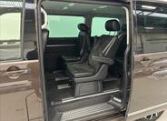 Volkswagen Multivan 22