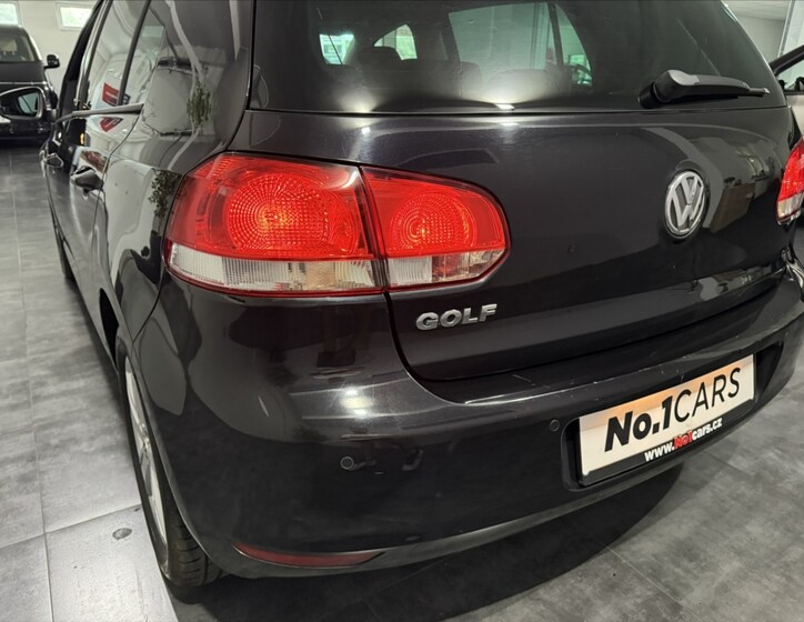 Volkswagen Golf 25