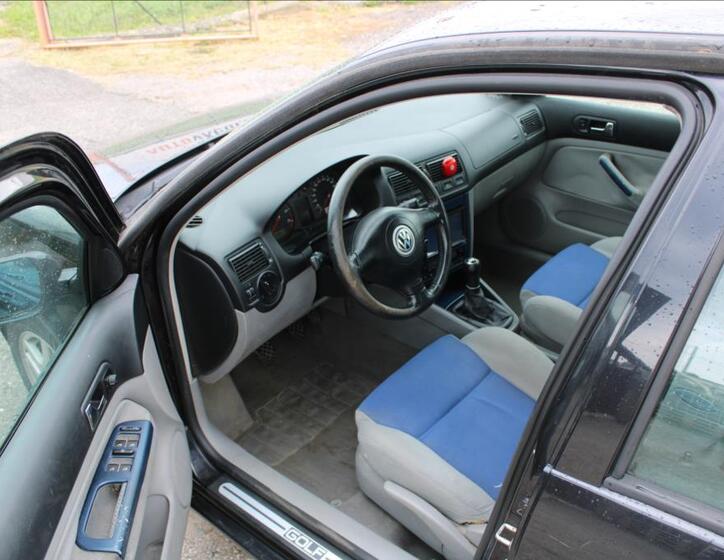 Volkswagen Golf 9