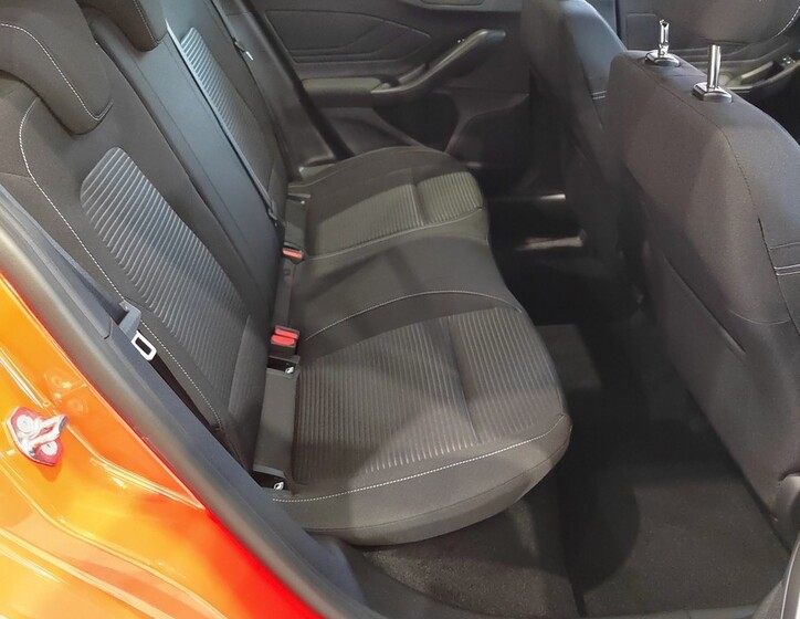 Ford Focus 14
