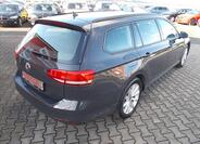 Volkswagen Passat 10