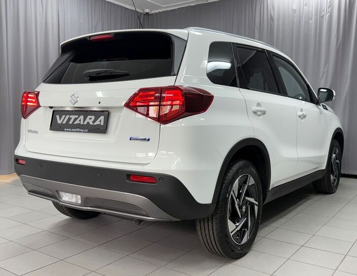 Suzuki Vitara 8