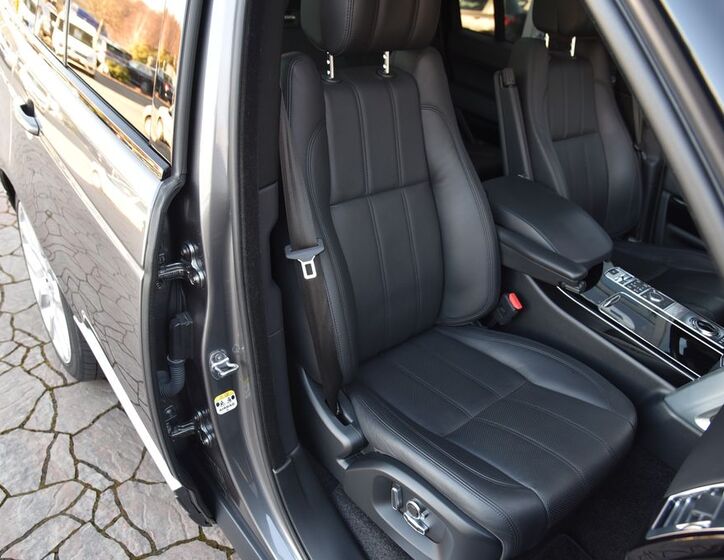 Land Rover Range Rover 21