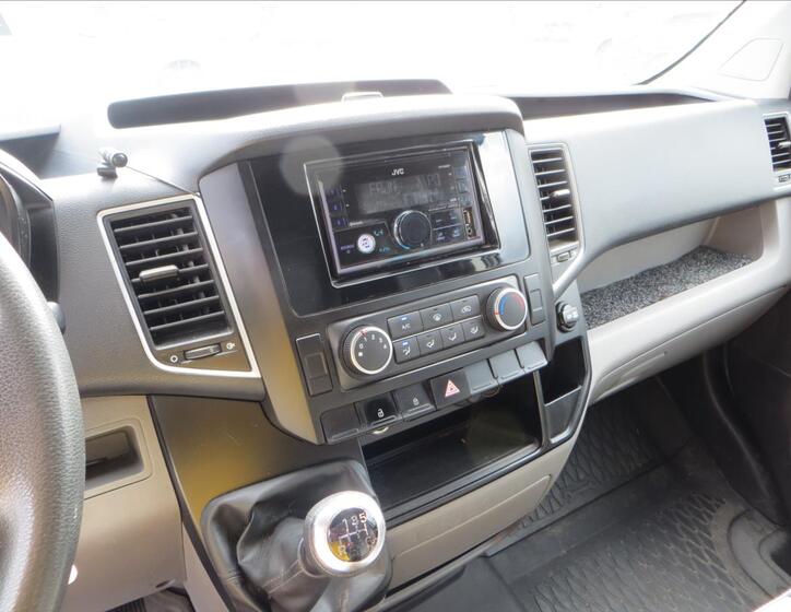 Hyundai H 350 12